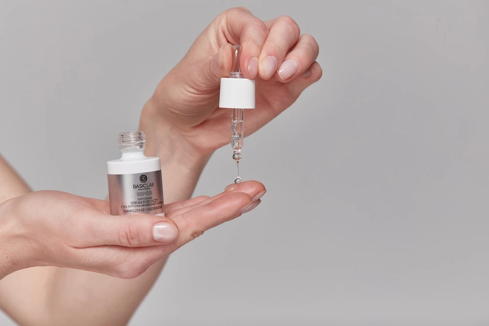 Argireline: Der „Gamechanger“ gegen Mimikfalten – Wissenschaft statt Nadel